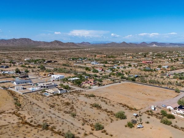 29xxx N 163rd Avenue, Unit 3, Surprise, AZ 85387