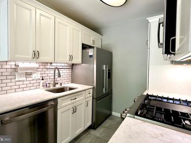 4917 AMERICANA DRIVE, Unit T6, ANNANDALE, VA 22003