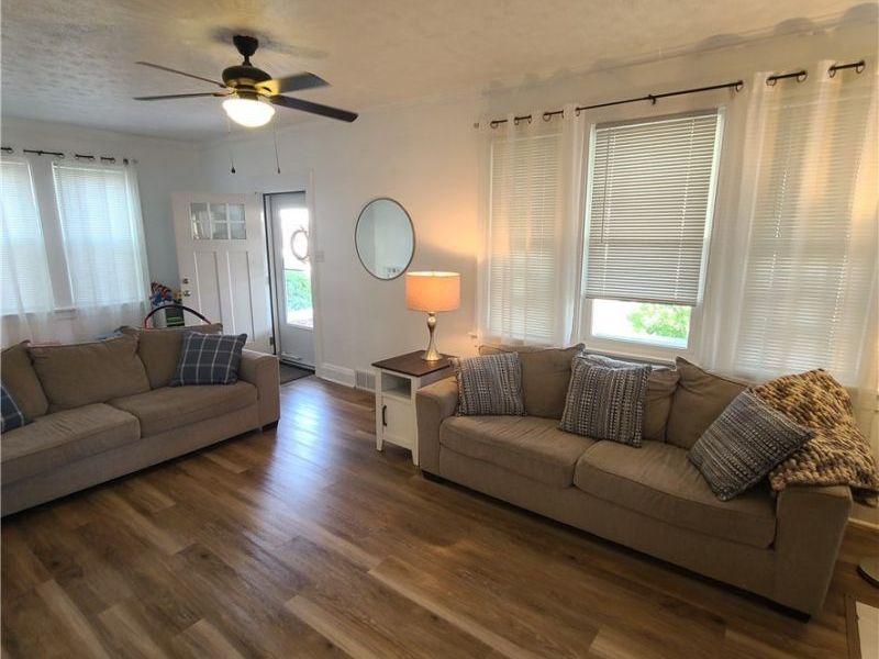 1127 Pearl Street, Martins Ferry, OH 43935 Photo 8