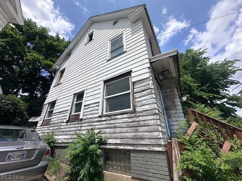 262 S Portage Path , Akron, OH 44302 Photo 9