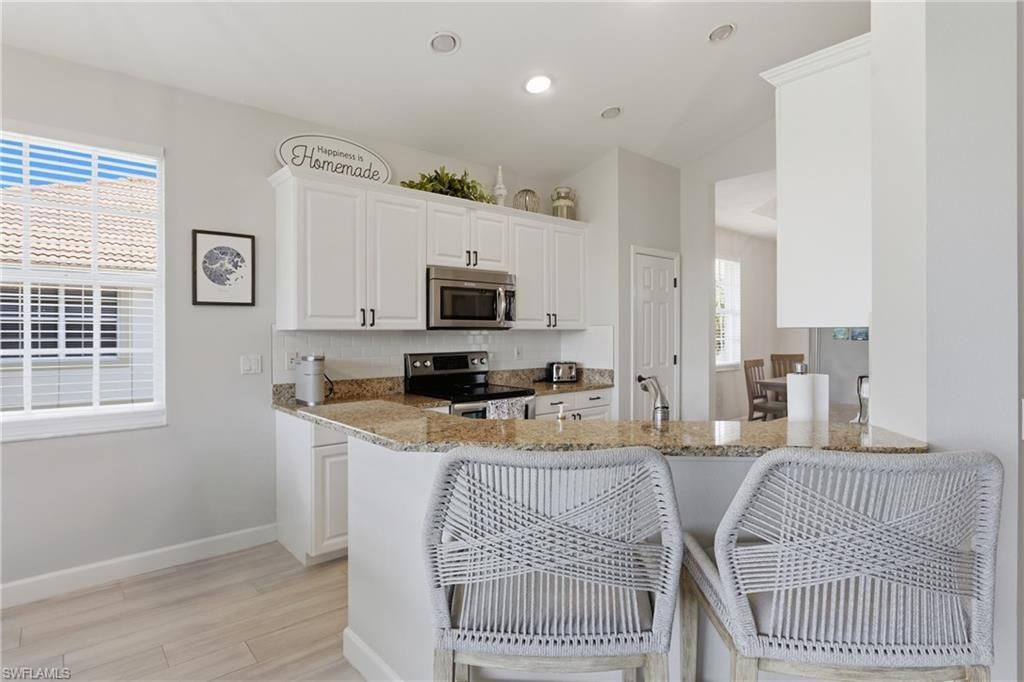 16113 Mount Abbey Way, Unit 202, Fort Myers, FL 33908 Photo
