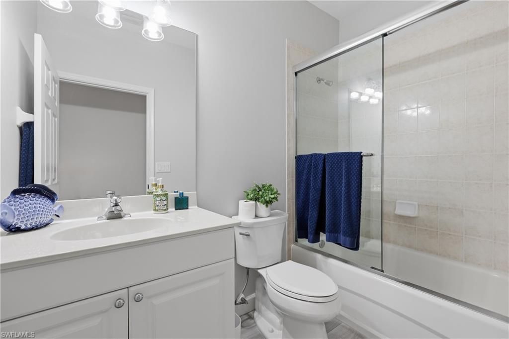 16113 Mount Abbey Way, Unit 202, Fort Myers, FL 33908 Photo