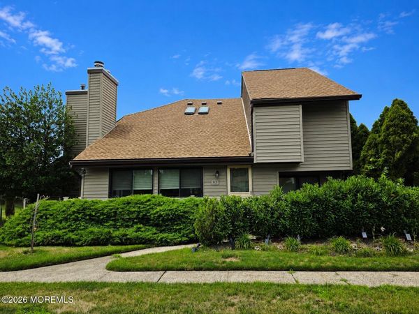 97 Cotswold Circle, Unit 2, Ocean Twp, NJ 07712
