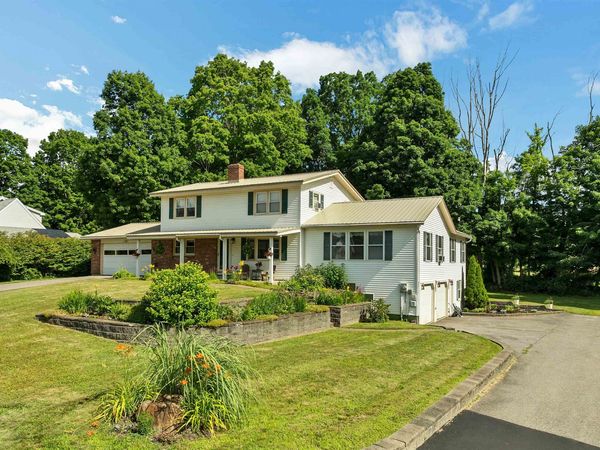 28 Hillcrest Drive, Laconia, NH 03246
