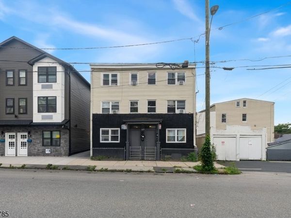 171 Temple St, Paterson, NJ 07522