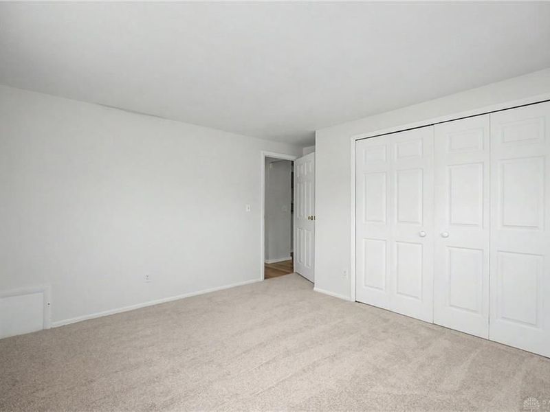 7361 Claircrest Drive, Huber Heights, OH 45424 Photo 20