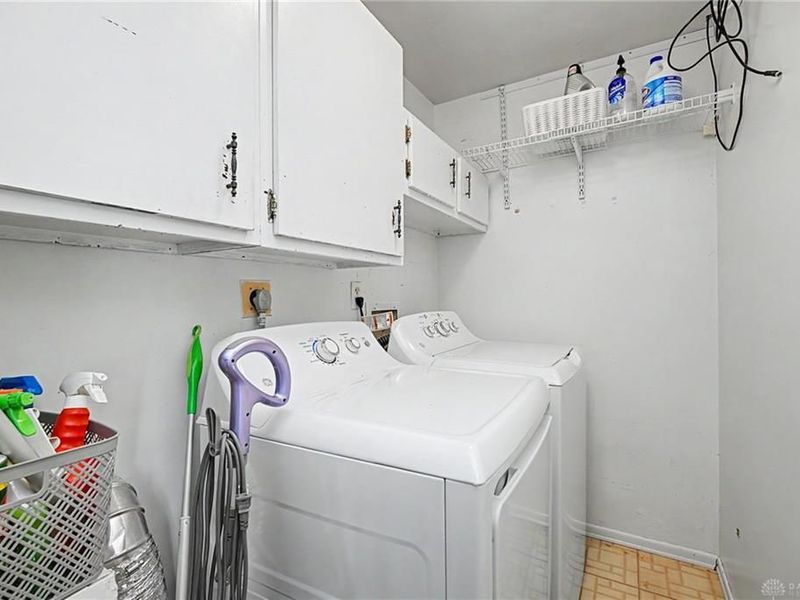 7361 Claircrest Drive, Huber Heights, OH 45424 Photo 26