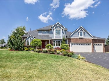 7711 Foxtail Pines, Liverpool, NY 13090