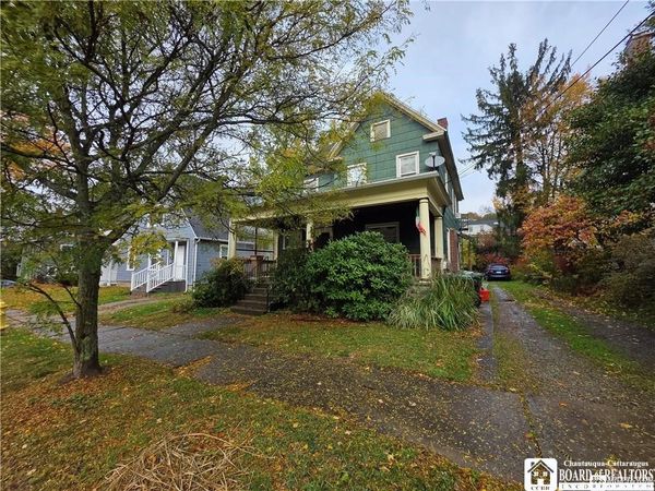 329 Crossman Street , Jamestown, NY 14701