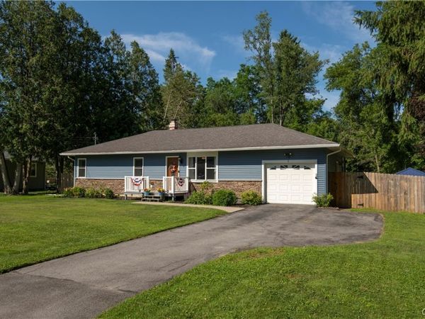 2 Berkshire Drive, Westmoreland, NY 13490