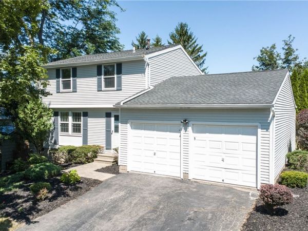 3298 Goldenrod Court , Walworth, NY 14568