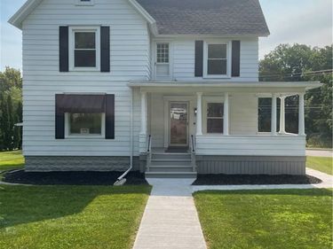 54 S Main Street, Holley, NY 14470
