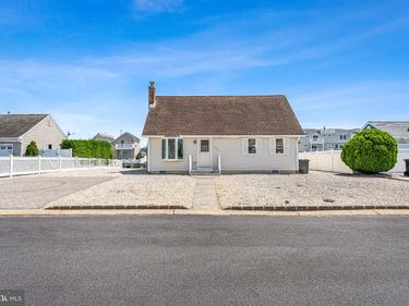 149 ARTHUR DRIVE, MANAHAWKIN, NJ 08050