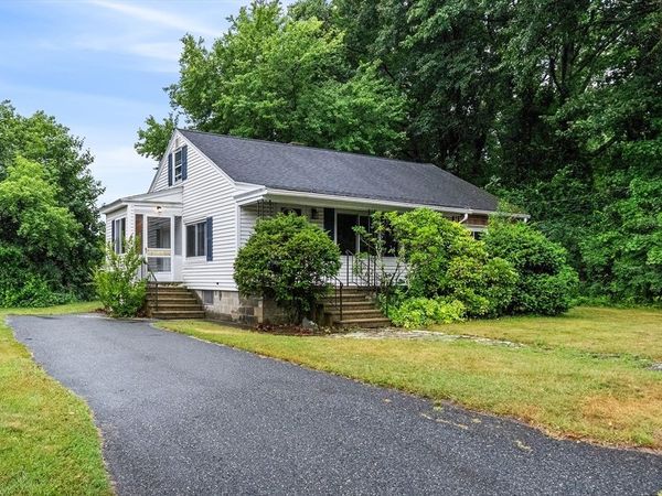 31 Conway St, Worcester, MA 01607