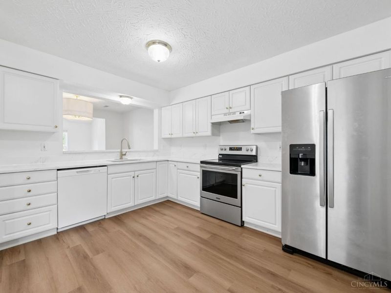 4186 East Village Drive, Mason, OH 45040 Photo 8