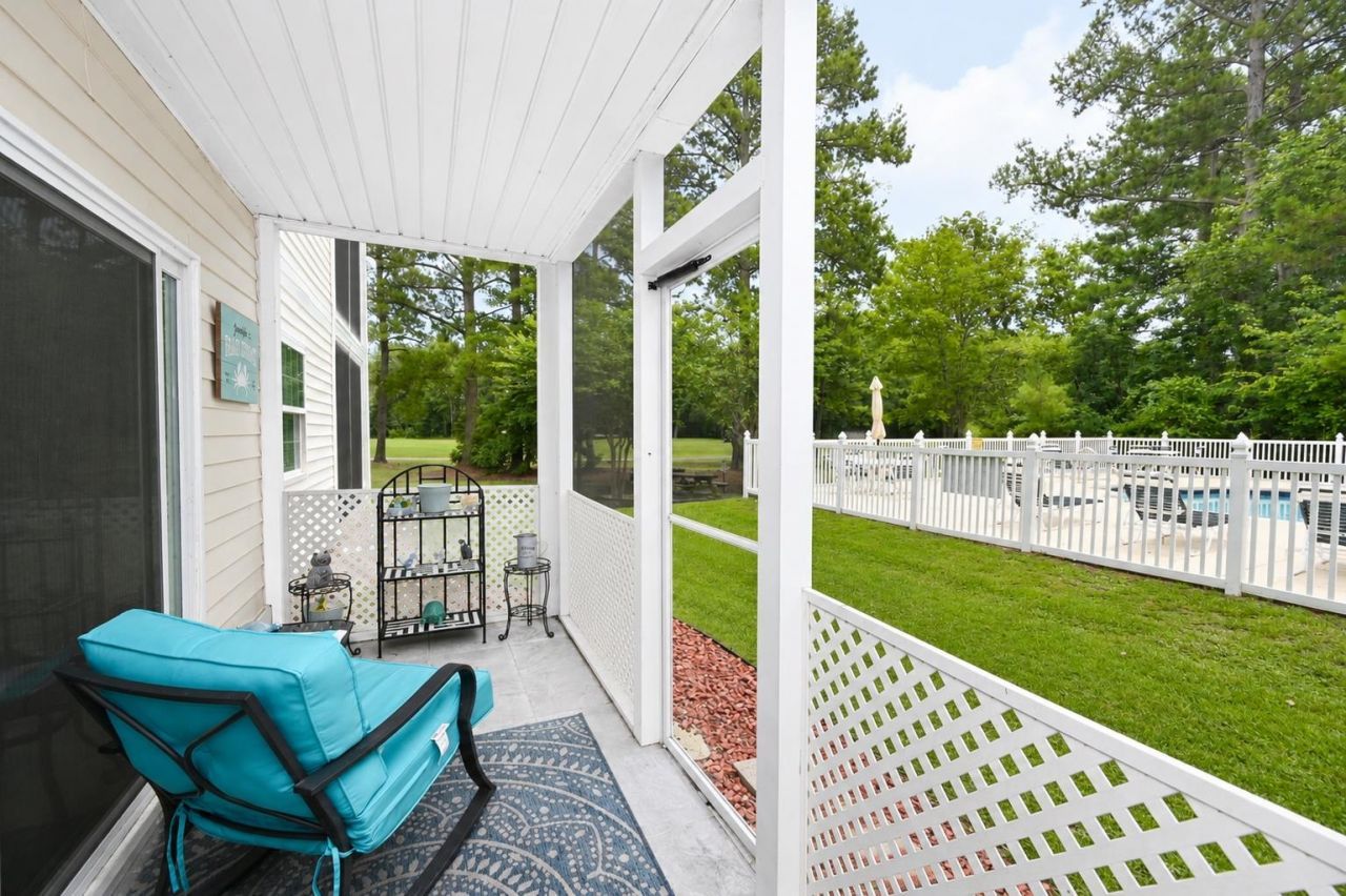 646 Tupelo Ln.  Photo 22