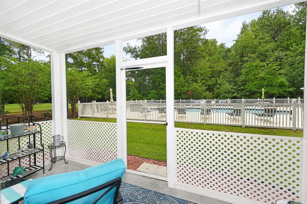 646 Tupelo Ln.  Photo 23