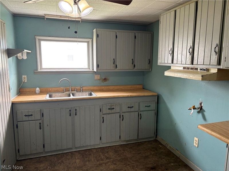 100 Scranton Avenue, Minerva, OH 44657 Photo 9