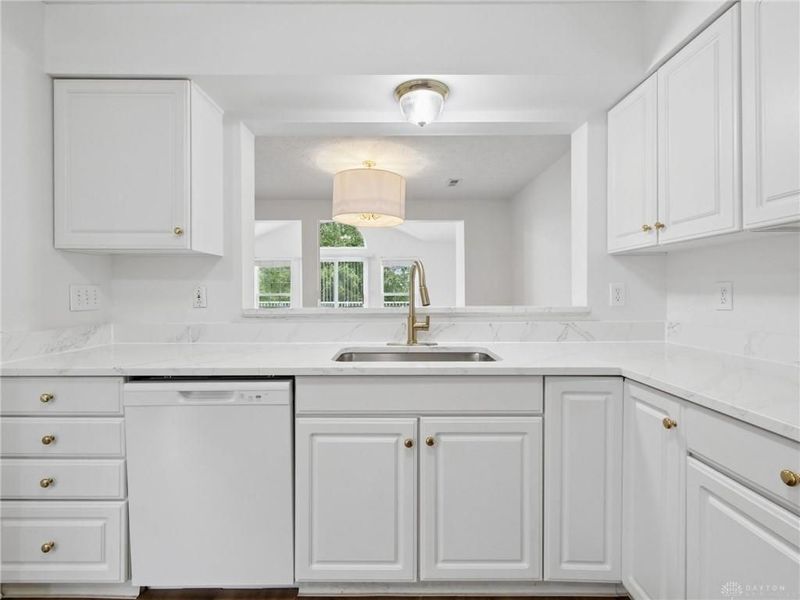 4186 E Village Drive, Mason, OH 45040 Photo 6