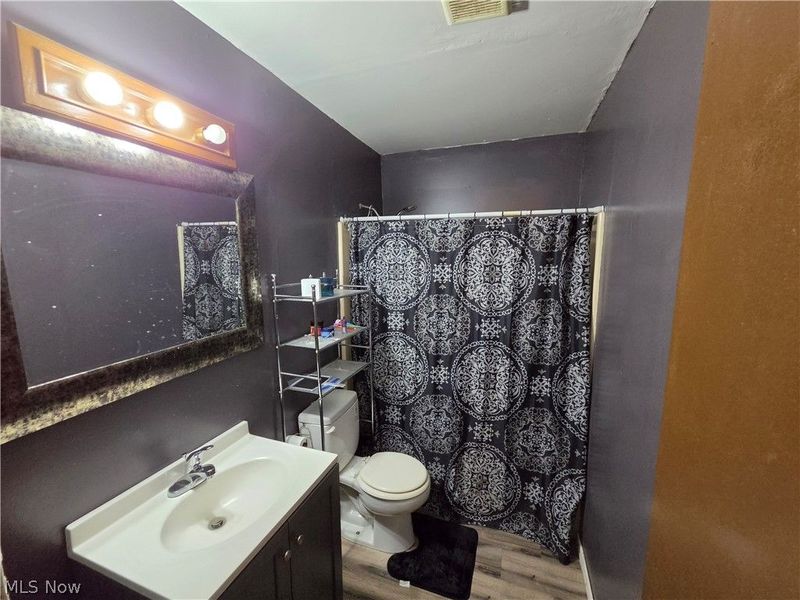 1814 Victoria Street SW, Warren, OH 44485 Photo 9