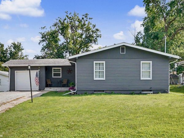808 E Madison St., Mount Pleasant, IA 52641