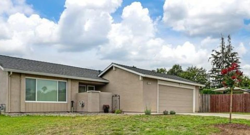 7021 Stanford Oak Dr, Sacramento, CA 95842 Photo
