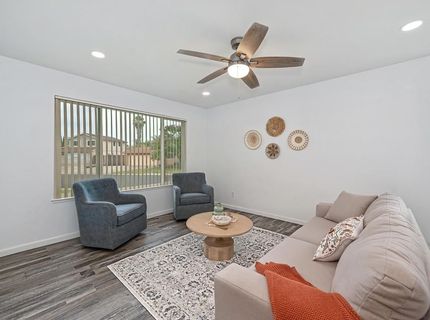 7021 Stanford Oak Dr, Sacramento, CA 95842 Photo