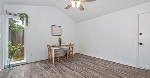 7021 Stanford Oak Dr, Sacramento, CA 95842 Photo
