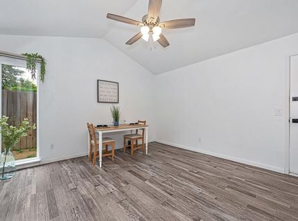 7021 Stanford Oak Dr, Sacramento, CA 95842 Photo