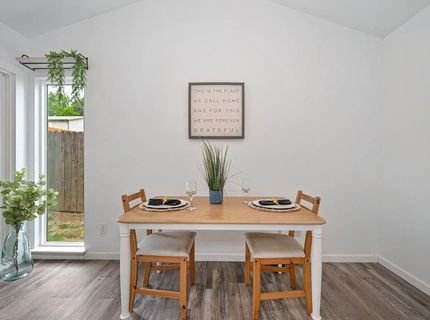 7021 Stanford Oak Dr, Sacramento, CA 95842 Photo