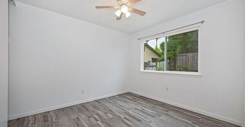7021 Stanford Oak Dr, Sacramento, CA 95842 Photo