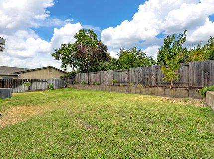 7021 Stanford Oak Dr, Sacramento, CA 95842 Photo