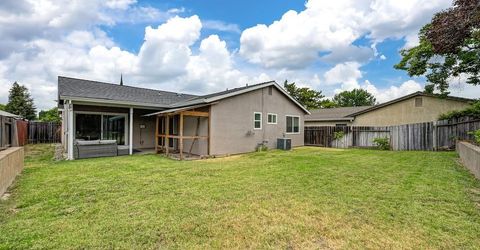 7021 Stanford Oak Dr, Sacramento, CA 95842 Photo