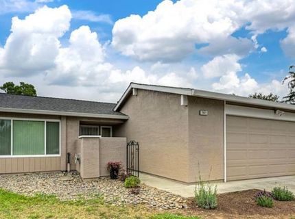 7021 Stanford Oak Dr, Sacramento, CA 95842 Photo