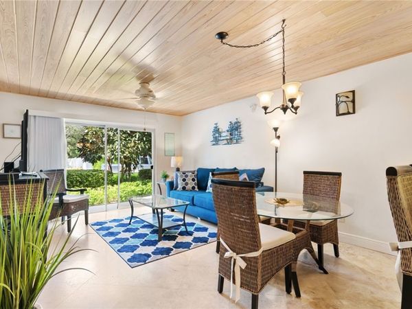 855 Dahlia Lane, Unit 102, Vero Beach, FL 32963