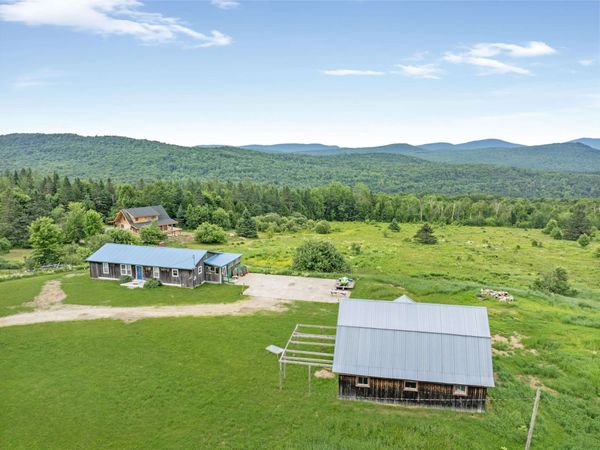 2692 Newark Street, Newark, VT 05871