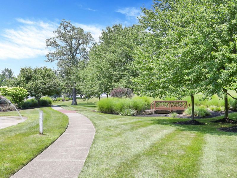 341 Hanton Way, Columbus, OH 43213 Photo 32