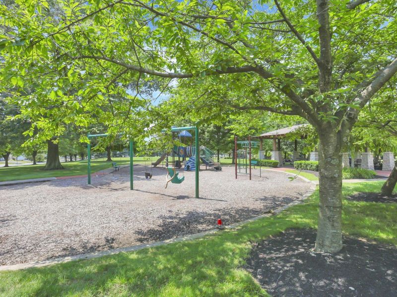 341 Hanton Way, Columbus, OH 43213 Photo 33