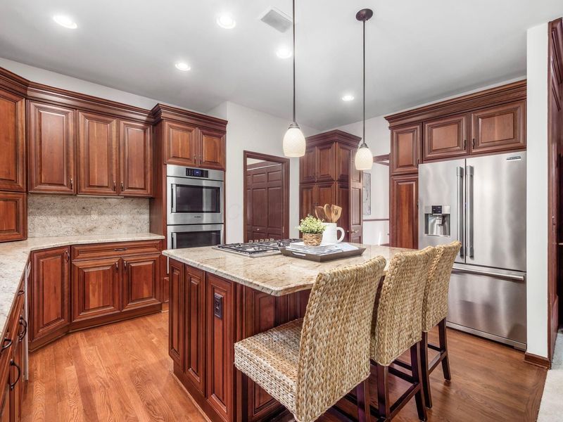 6687 Hawksnest Court, Westerville, OH 43082 Photo 4