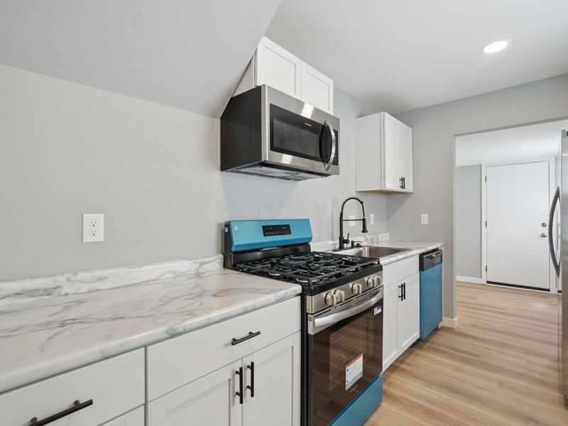 2411 Lindale Road, Columbus, OH 43224 Photo 7