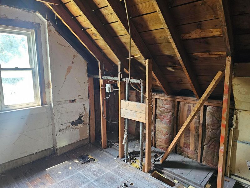 925 E 12th Avenue , Columbus, OH 43211 Photo 16