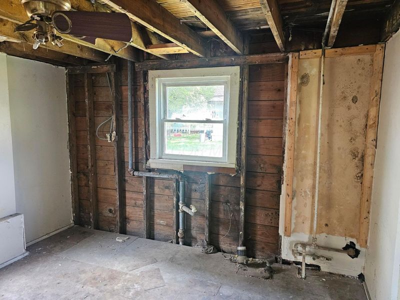 925 E 12th Avenue , Columbus, OH 43211 Photo 6