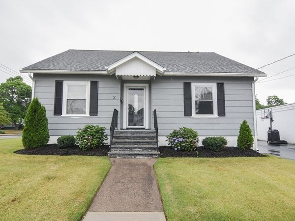 2 Lamb St, Attleboro, MA 02703