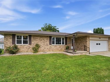 214 Plymouth Avenue, Brookville, OH 45309