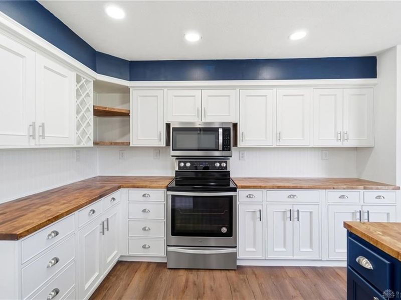 214 Plymouth Avenue, Brookville, OH 45309 Photo 11