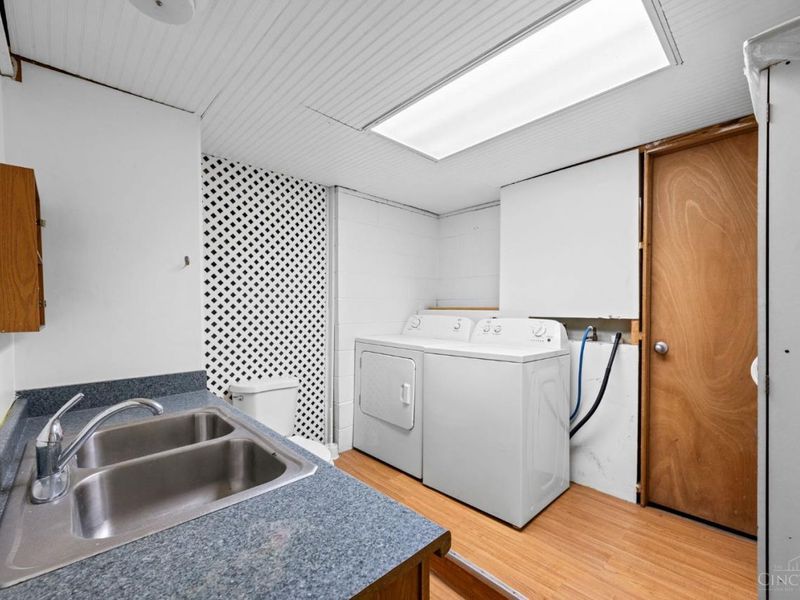 2224 Victor Street, Cincinnati, OH 45219 Photo 13