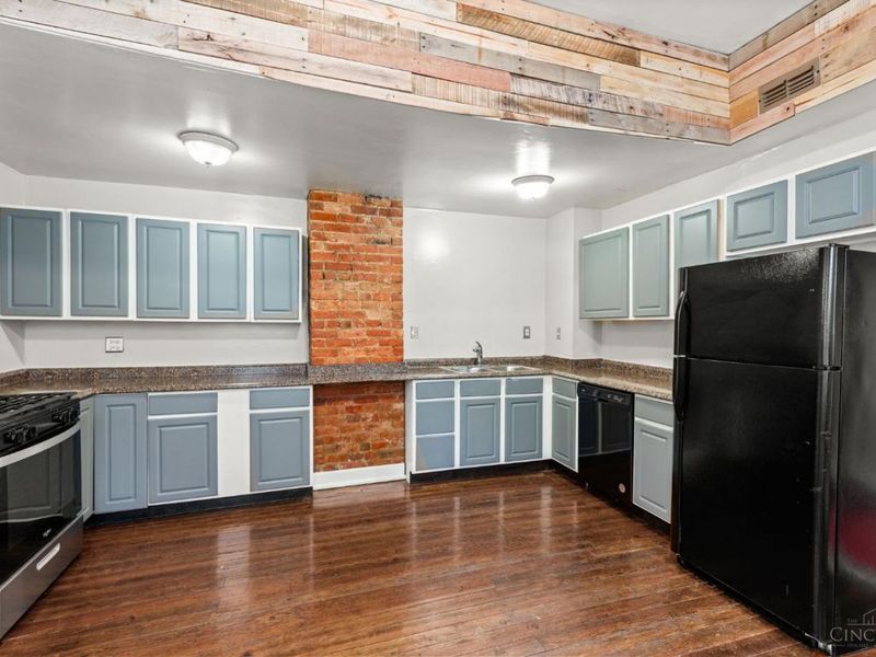 2224 Victor Street, Cincinnati, OH 45219 Photo 9