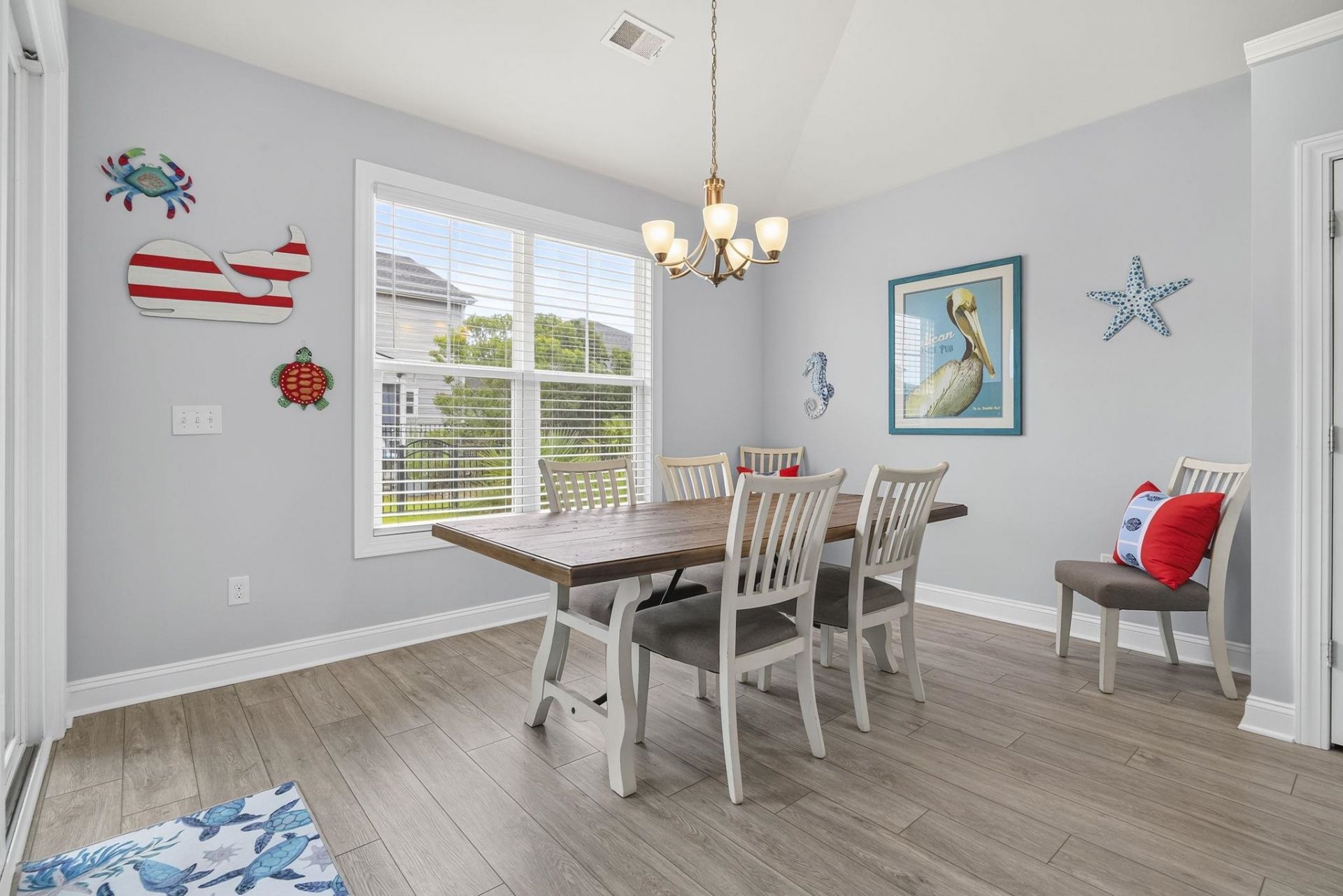 1450 Parish Way Photo 10