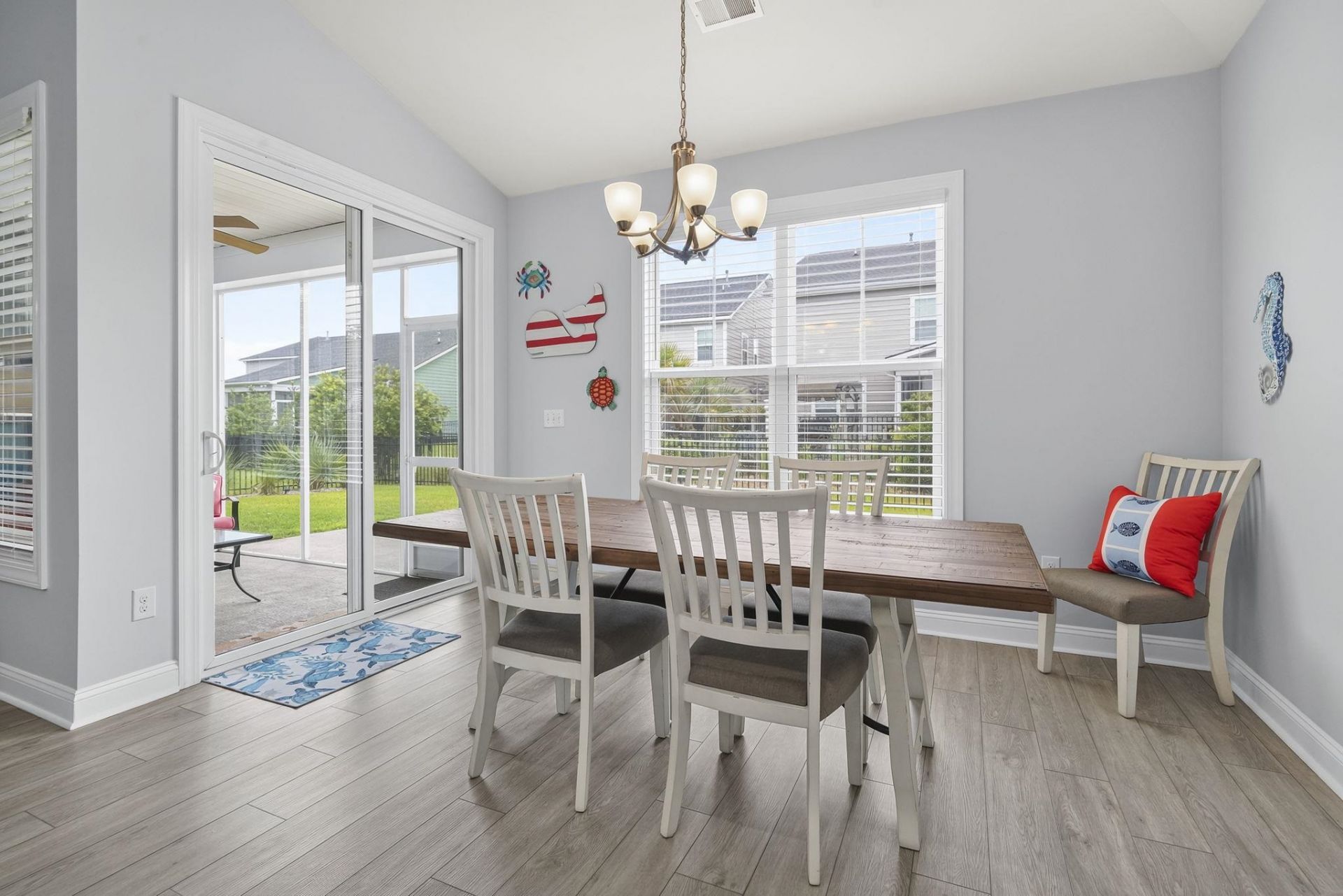 1450 Parish Way Photo 11