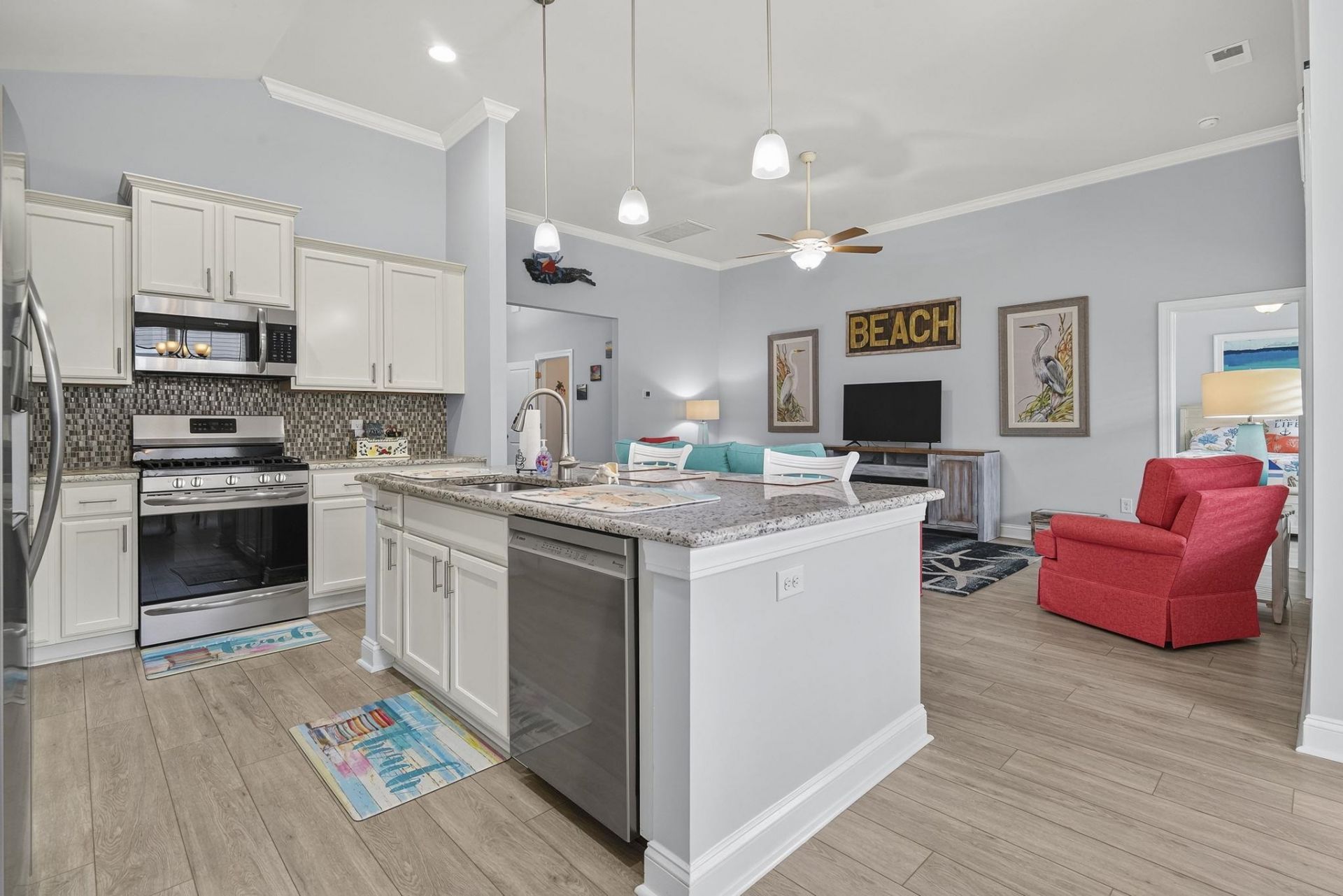 1450 Parish Way Photo 13